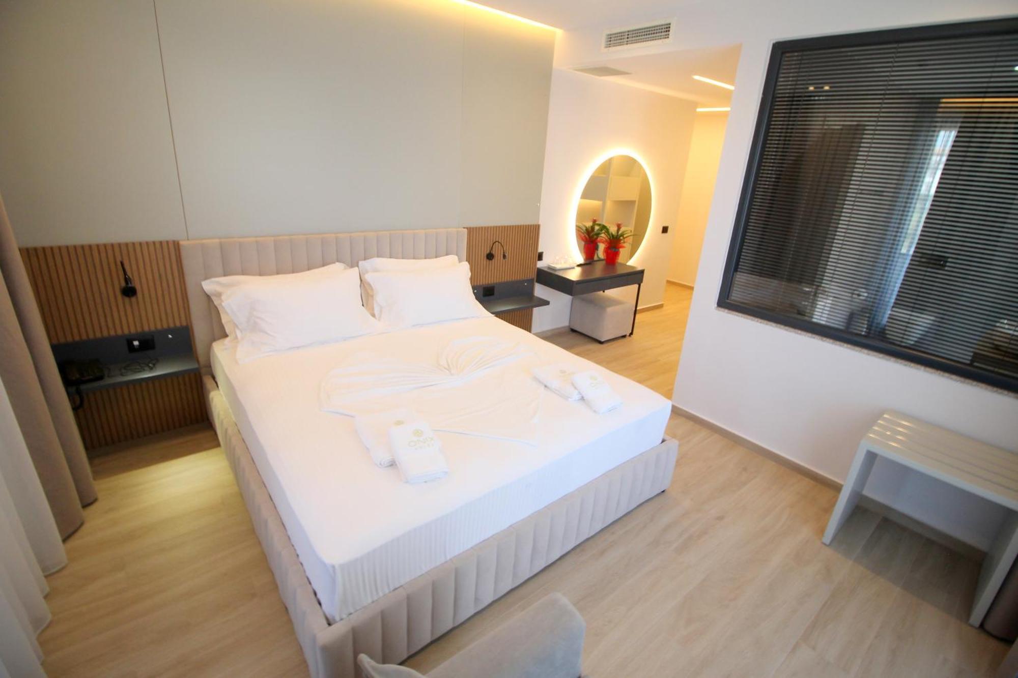 Onix H Hotel 4*